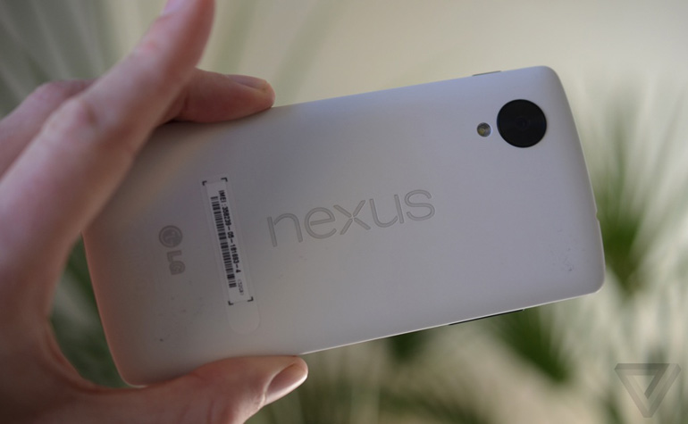Nexus 5 и Android 4.4 Kitkat официально представлены!