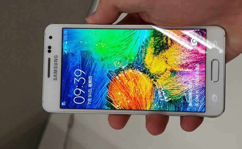 Samsung Galaxy A7 прошел сертификацию в FCC США