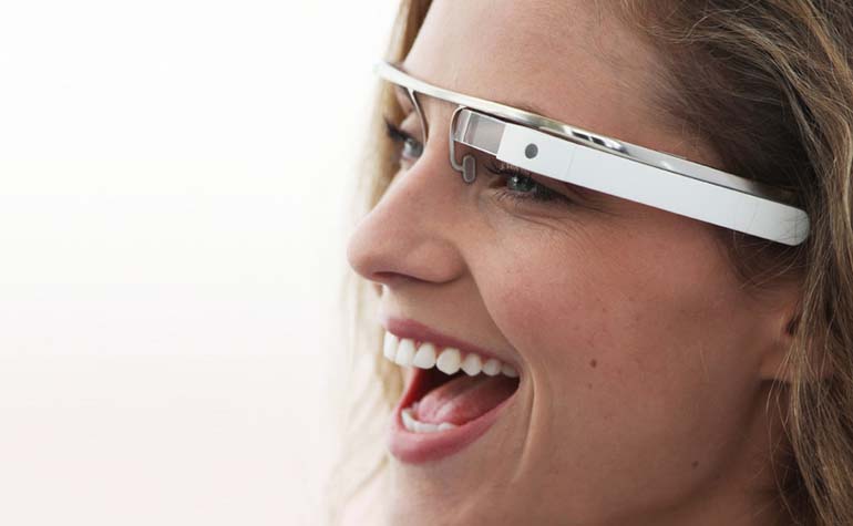 Google Glass получили софт для глухих