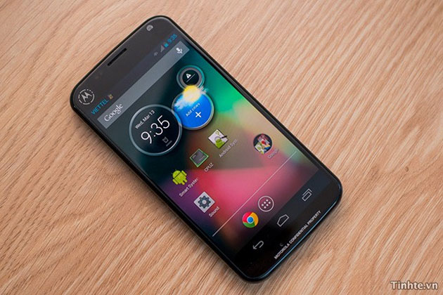 Новые фотографии Motorola X Phone