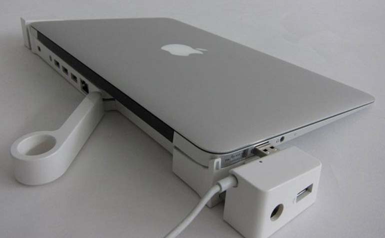 Док-станция InfiniWing для MacBook Air