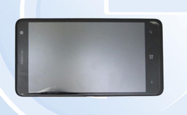 Nokia Lumia 625 – бюджетный смартфон с большим дисплеем