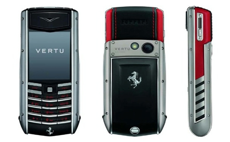 Vertu представила новый смартфон совместно с Ferrari