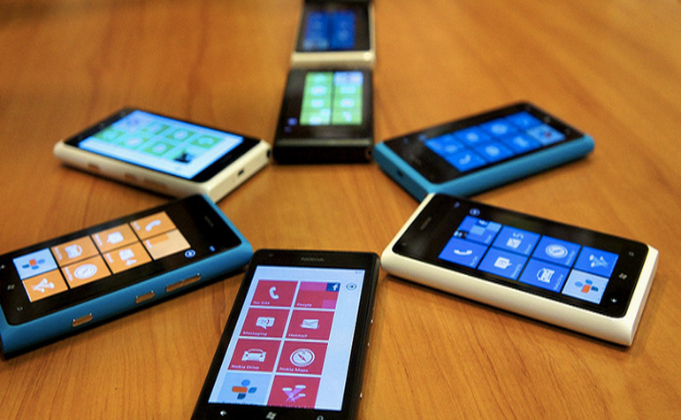 Microsoft отказывается от Windows Phone 7.8