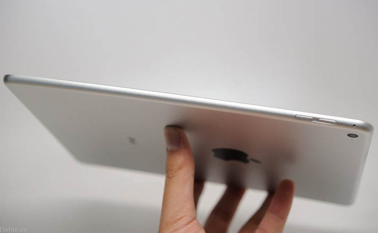 Неанонсированный iPad Air 2 на живых фото