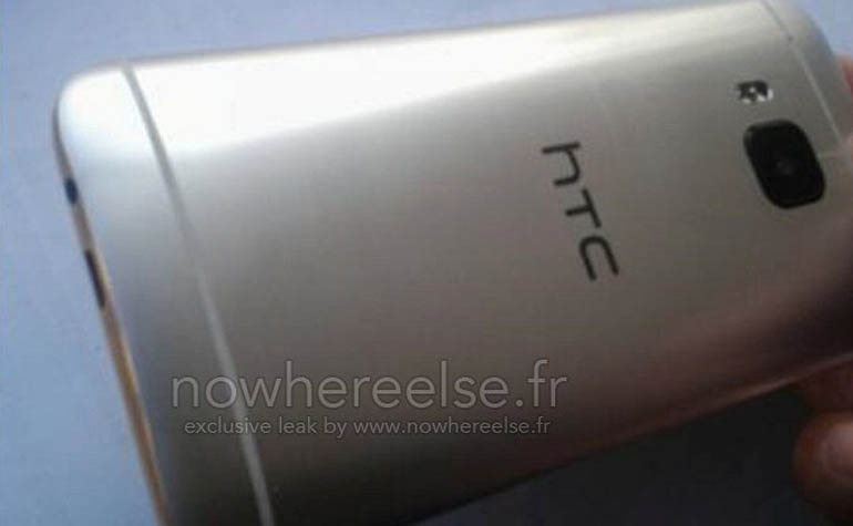В сеть утекли фотографии прототипа нового флагманского смартфона HTC