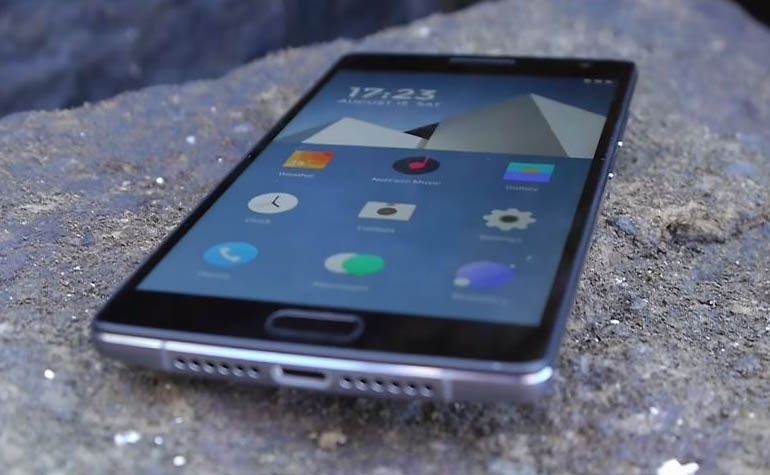 Новенький смартфон OnePlus 2 проверили на прочность