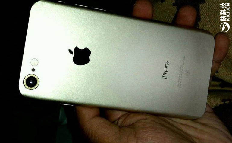 «Шпионское» фото iPhone 7