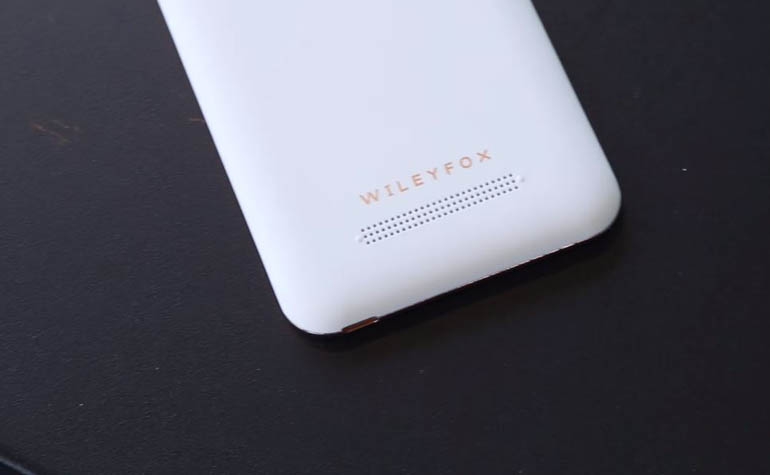 смартфон Wileyfox Spark+ появился в России